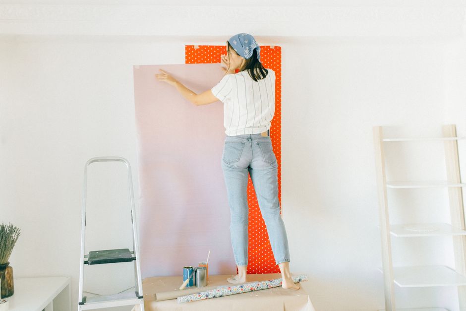 Drukkerij verwerkt ontwerp tot maatwerk fotobehang. Drukkerij verwerkt ontwerp tot maatwerk fotobehang.